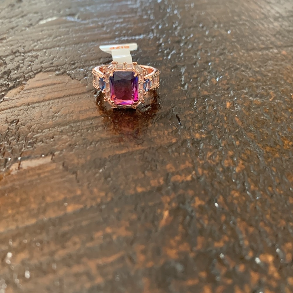 Bomb Party Alexandrite and Spinel Ring - Picture 2 of 5